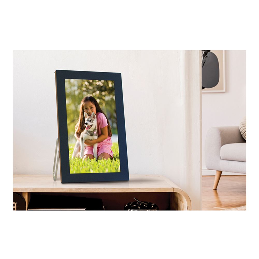 Meural 15.6" IPS LCD WiFi Digital Photo Frame Micro Center